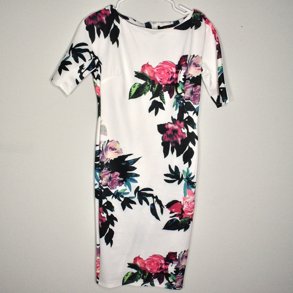 NWT AX Paris Stunning Floral White Dress 10